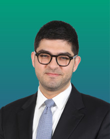 عزيز شحادة